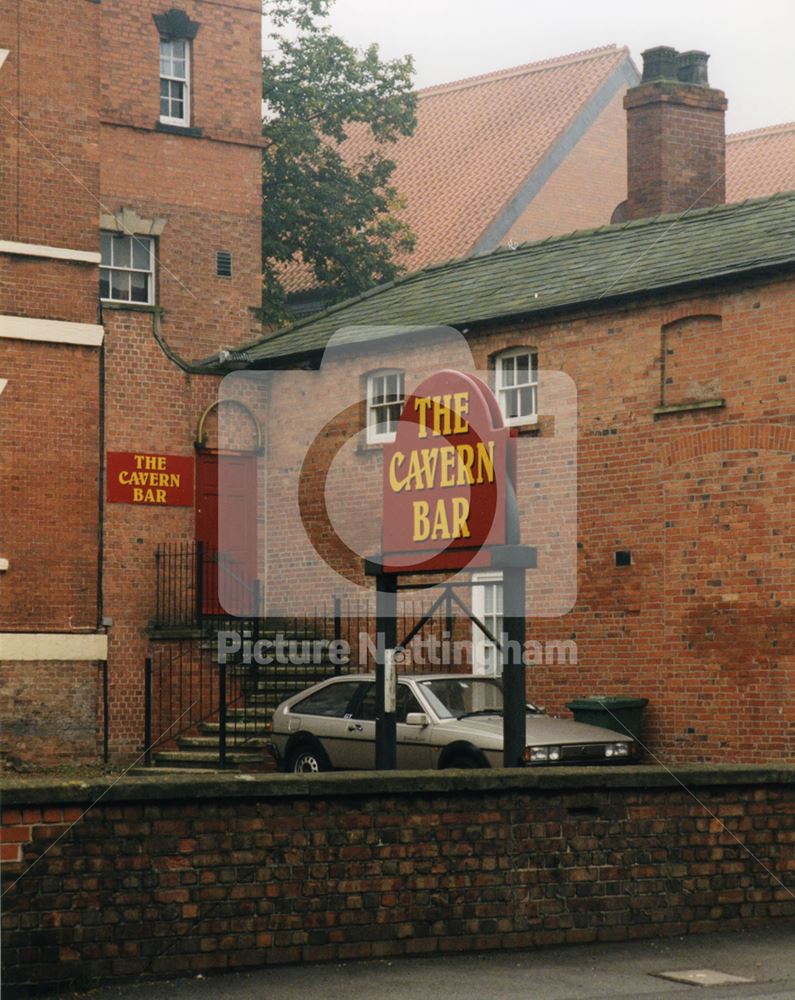 Cavern Bar, North Gate, Newark, Nottingham, 1998