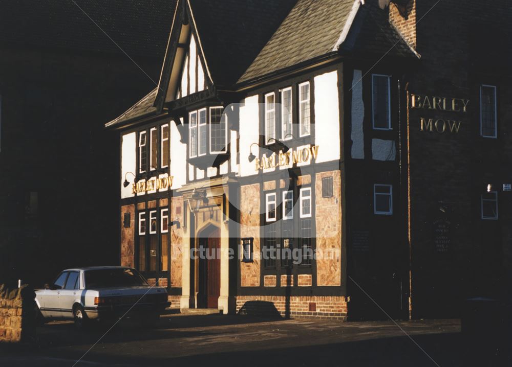 Barley Mow Pub, Basford Road, Basford, Nottingham, 1998