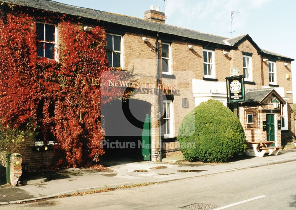 The Newcastle Arms, Station Road, Southwell, October 1998