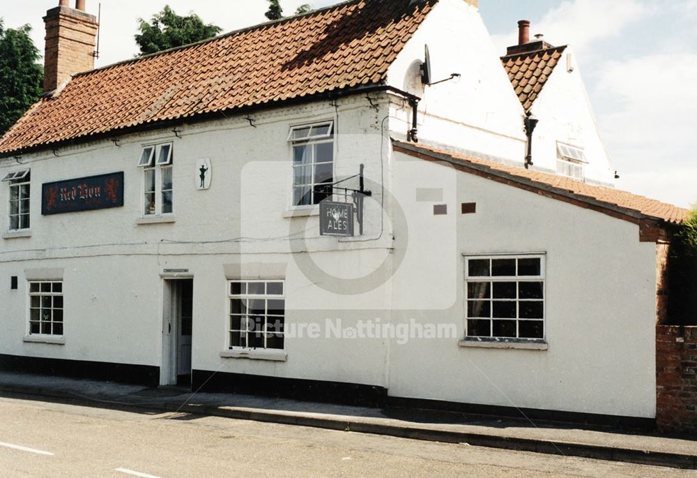 Red Lion, Back Street, South Clifton, August 1998