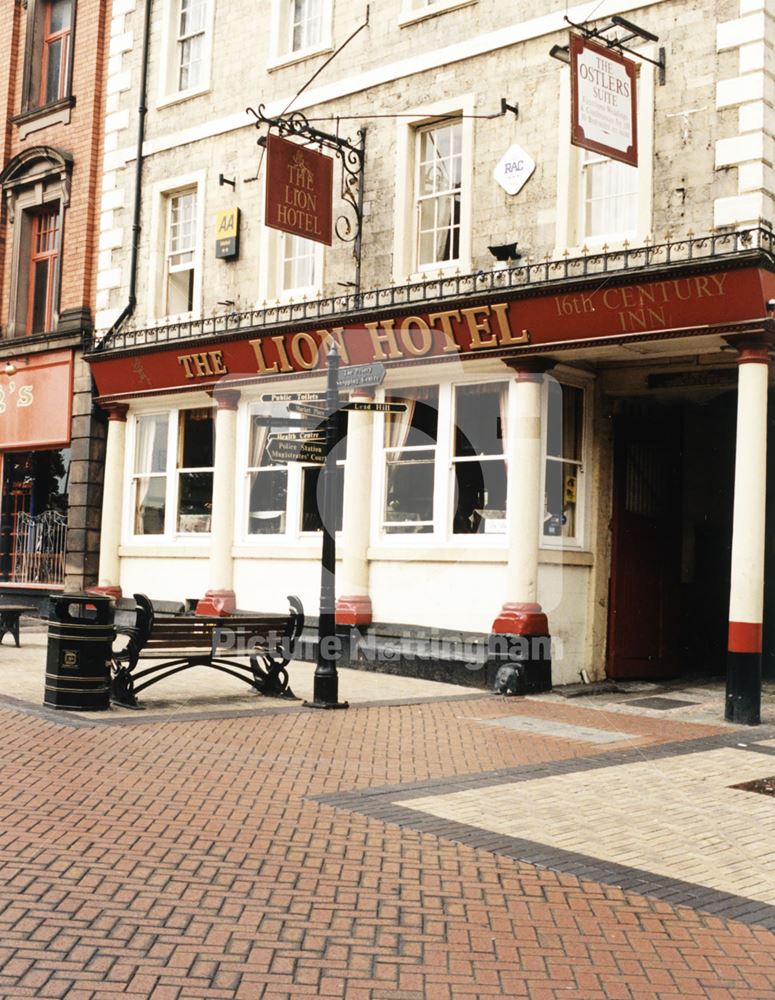 The Lion Hotel, Bridge Street, Worksop, July 1998