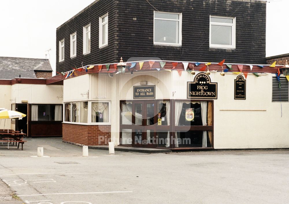 Frog and Nightgown, Carlton Road, Worksop, July 1998