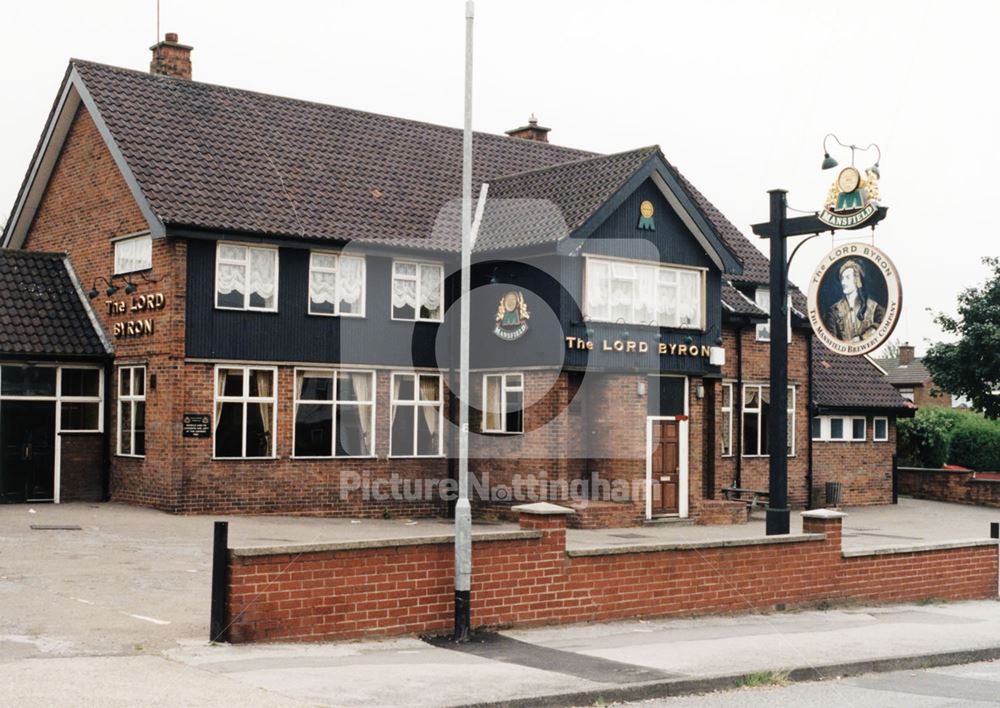 The Lord Byron, Plantation Hill, Kilton, Worksop, August 1998