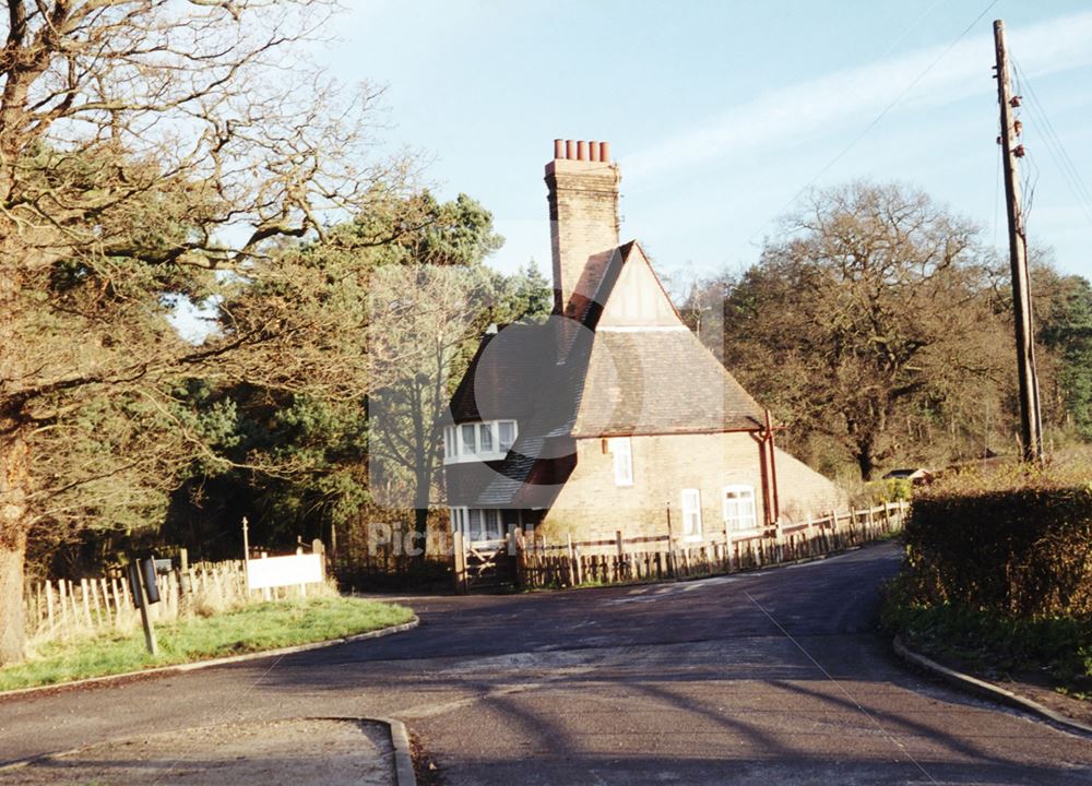 Beauvale Lodge, Moorgreen, c 1985