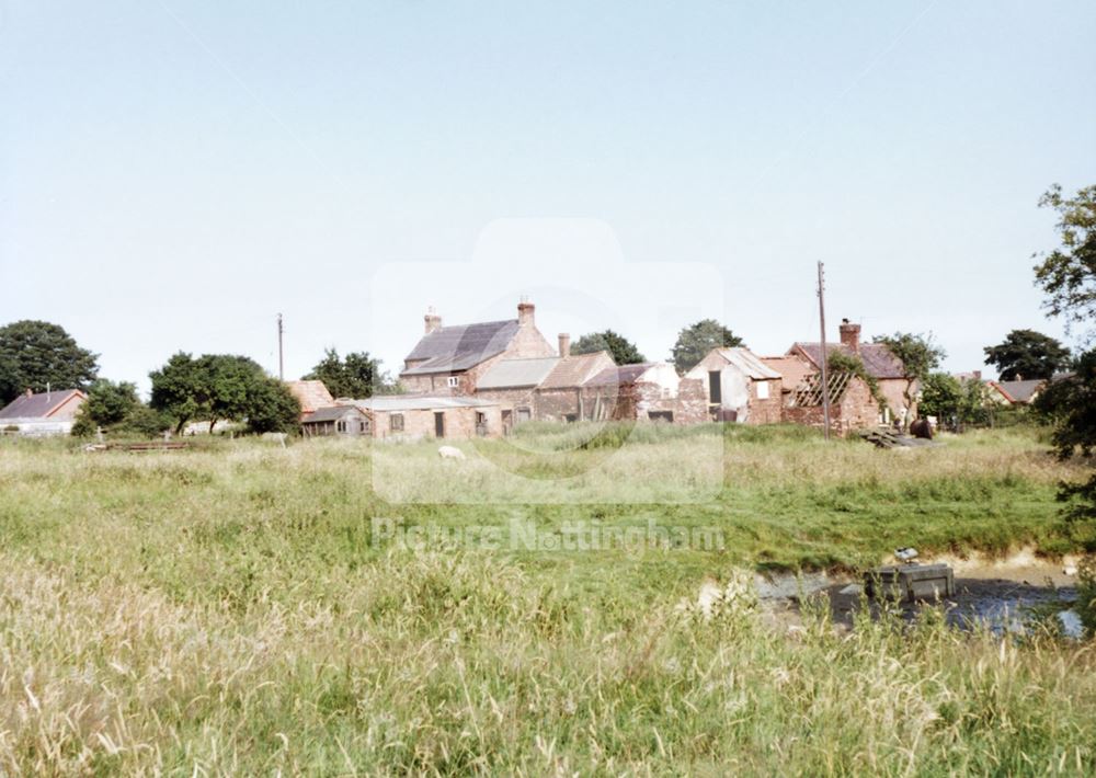 Smalleys Farm, Underwood, c 1983