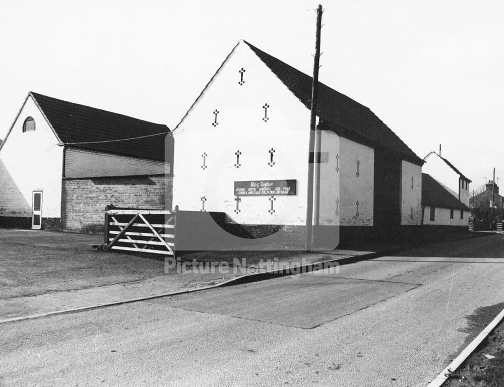 Hill Farm on Corkhill Lane, Normanton (by Southwell), 1981