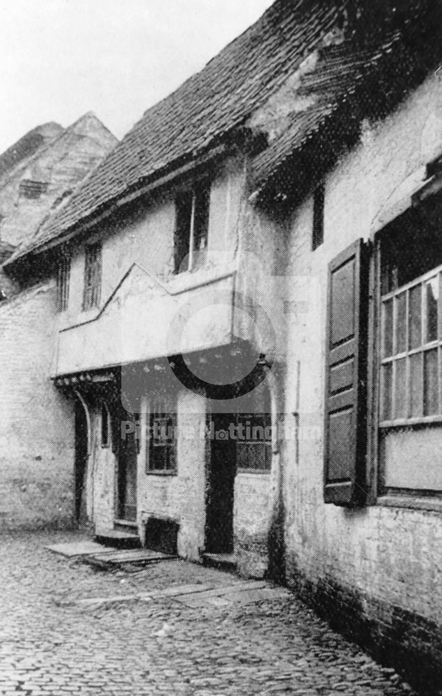 Building at the rear of Queen's Head, Market Place, Newark on Trent, 1926