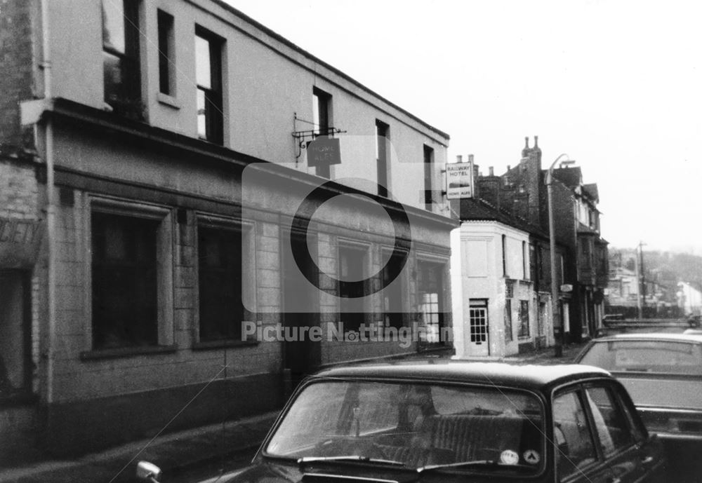 Railway Inn, Victoria Road, Netherfield, 1977