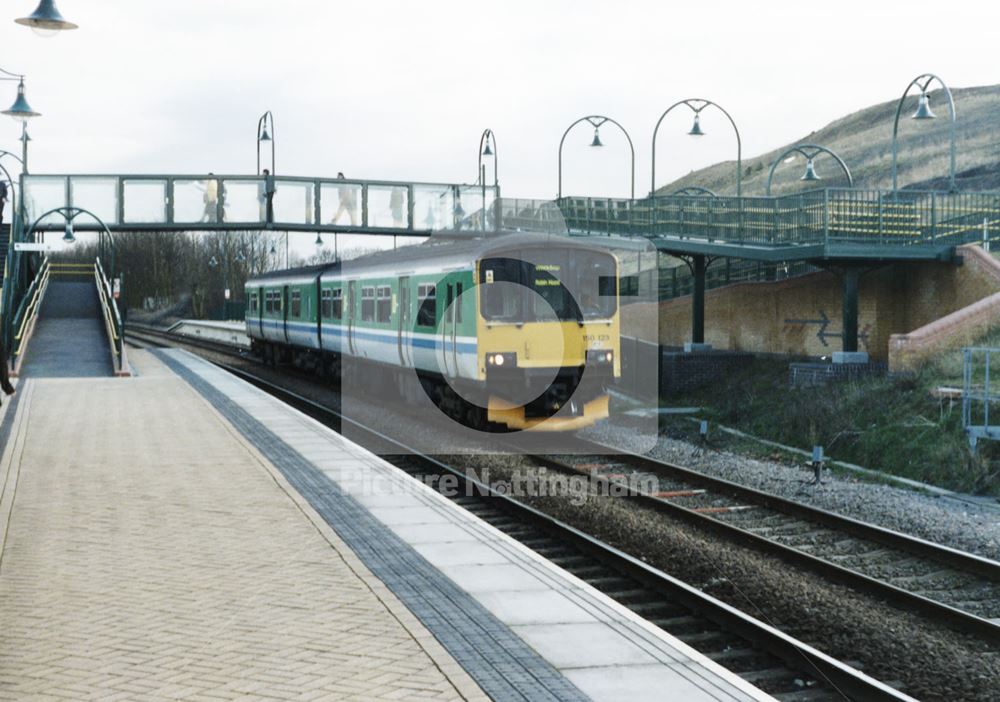 Train at Mansfield Woodhouse station, Mansfield Woodhouse, 1999