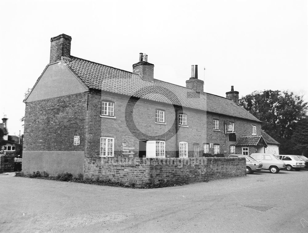 The Full Moon Inn, Main Street, Morton, 1979