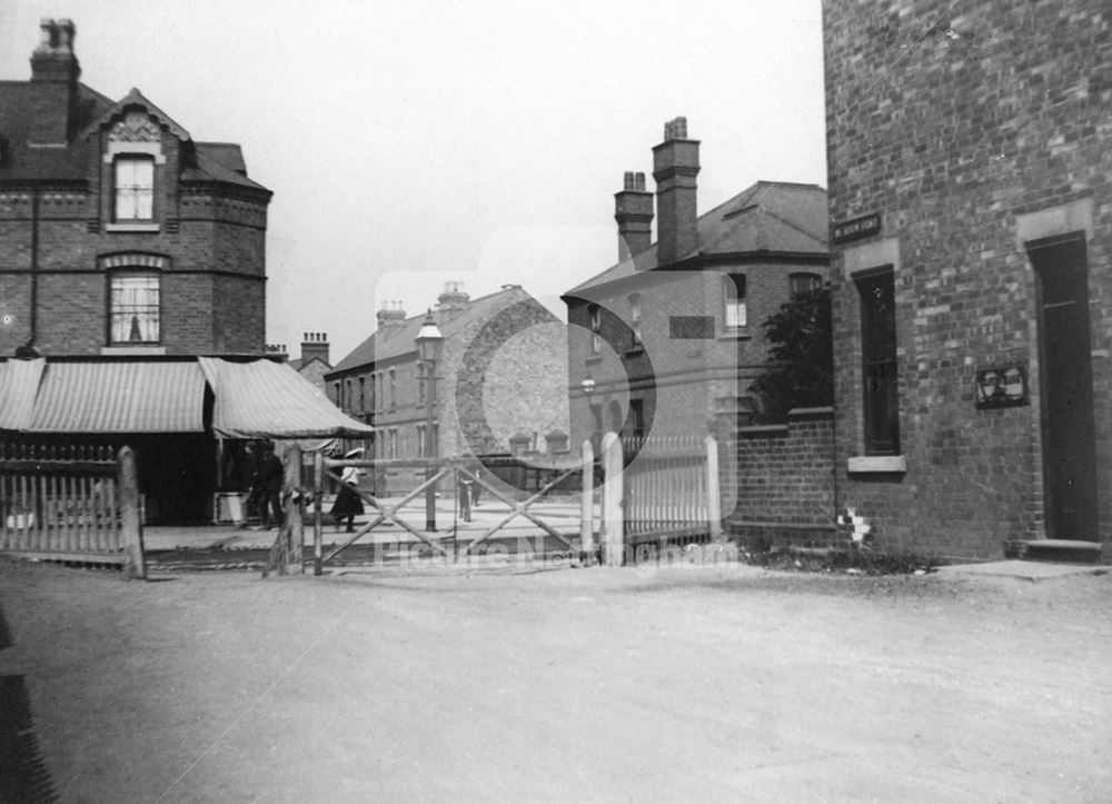 Toll Gate, Netherfield, c 1900