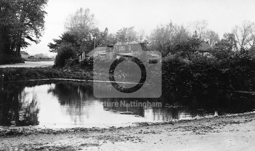 Pond at the junction of Main Street and Vicarage Lane, North Muskham, c 1900s ?