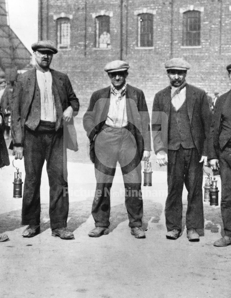 Ollerton Miners, 1932