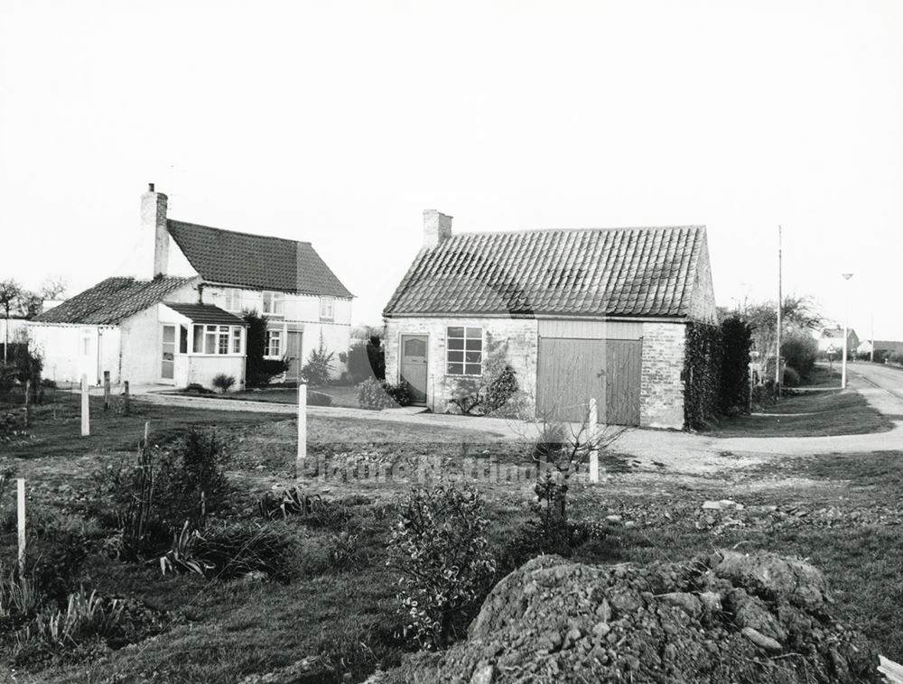 Cottages, Ragnall, 1978