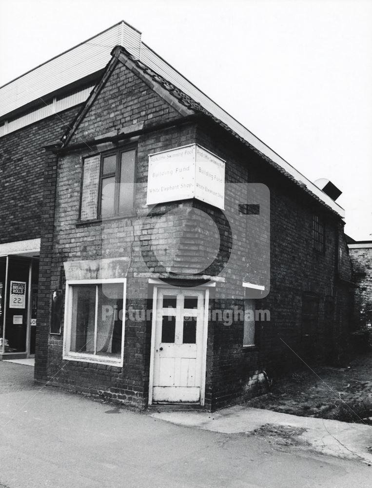 'White Elephant Shop, Main Road, Radcliffe on Trent, 1977