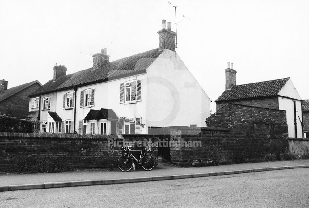 66-72 Bingham Road, Radcliffe on Trent, 1977