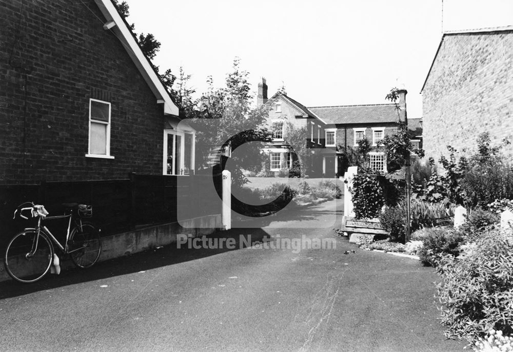 Old Manor Farm, Shelford Road, Radcliffe on Trent, 1977