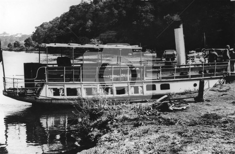 'Pride of the Yare' pleasure steamer moored on the River Trent, Radcliffe on Trent, 1950s