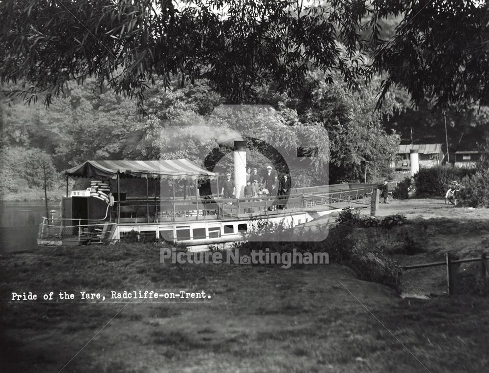 'Pride of the Yare' pleasure steamer moored on the River Trent, Radcliffe on Trent, 1950s